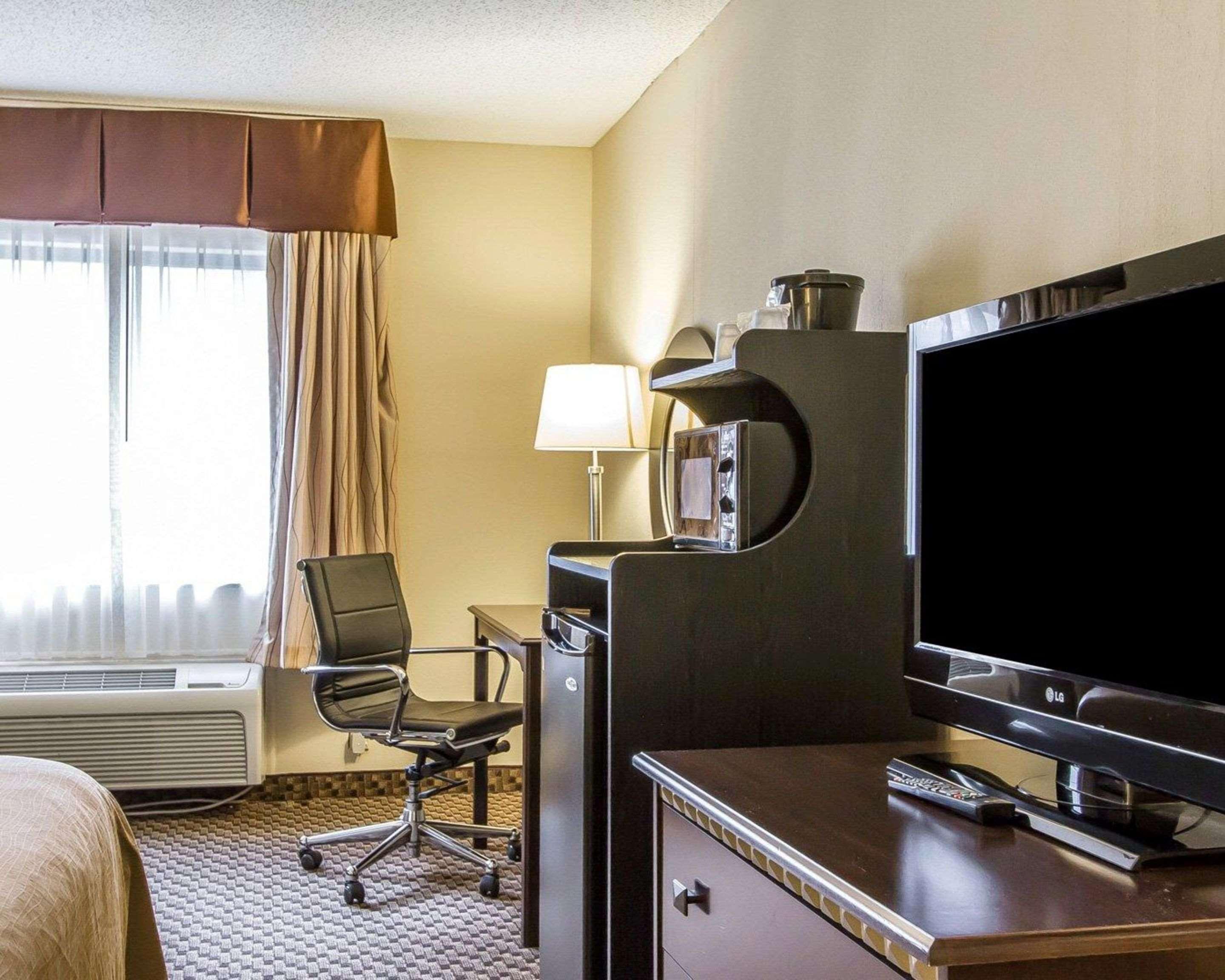 Quality Near Area 3* Macomb
