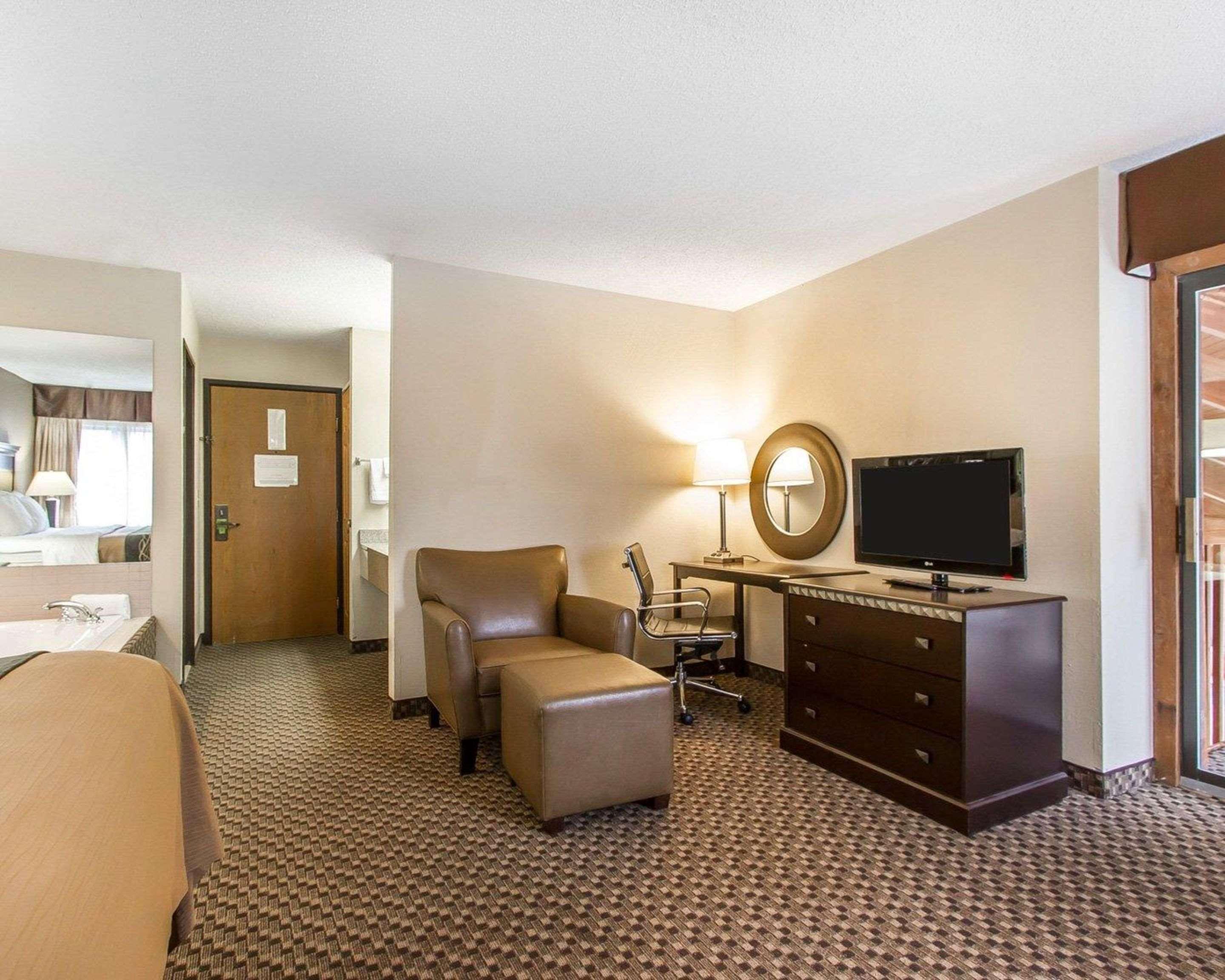 Quality Near Area Inn Macomb